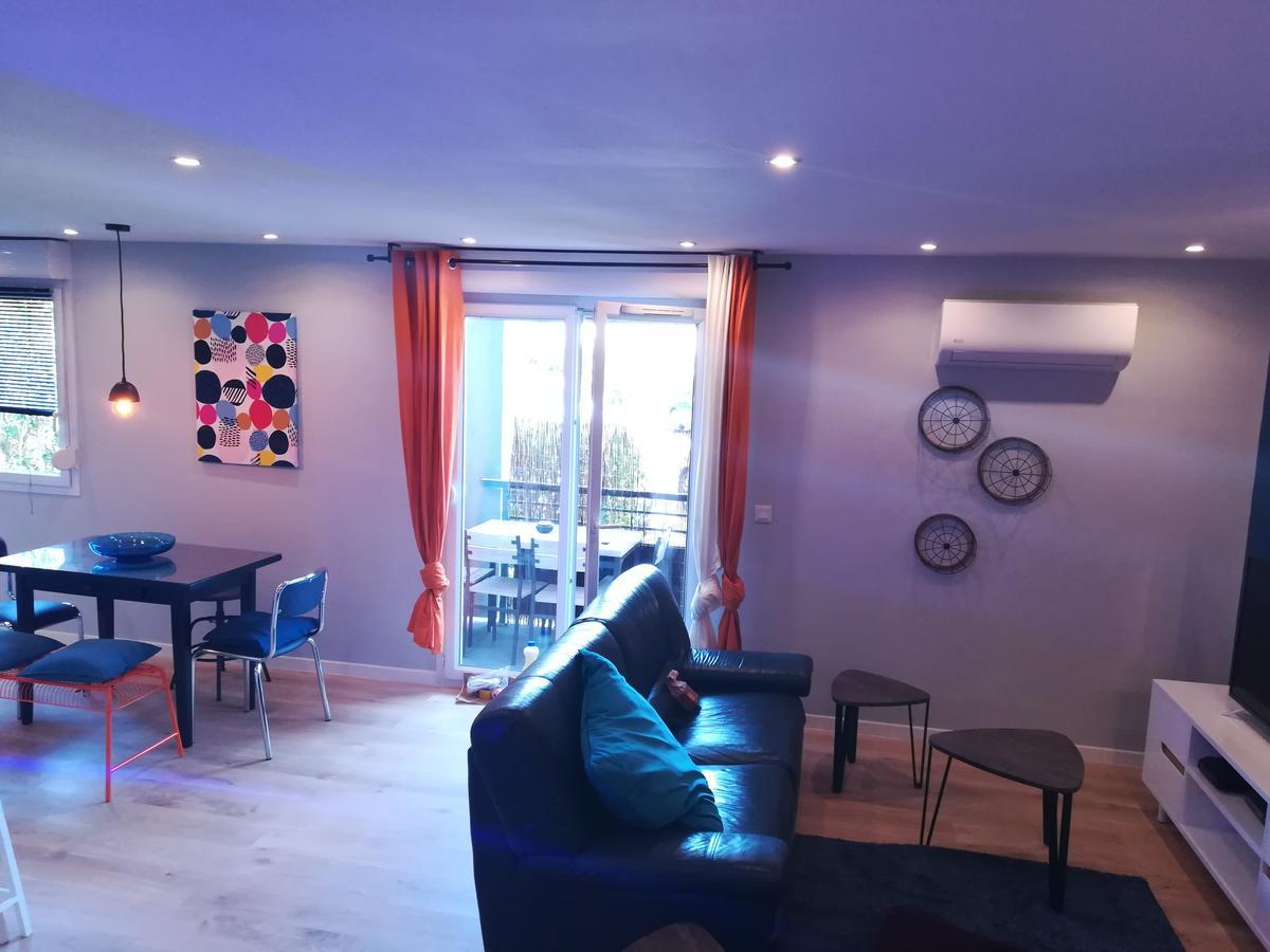 High Standing Apart 55M2 - Reserved Parking - 1 Room Avignon Luaran gambar